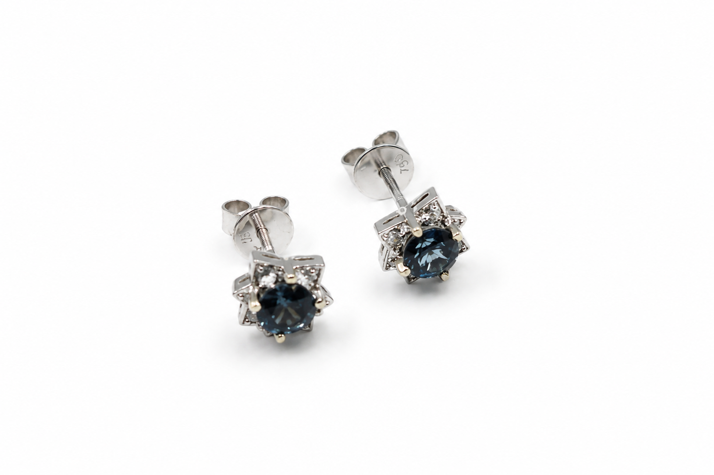 Genuine 18ct 18k 750 White Gold London Blue Topaz & Diamond Stud Earrings