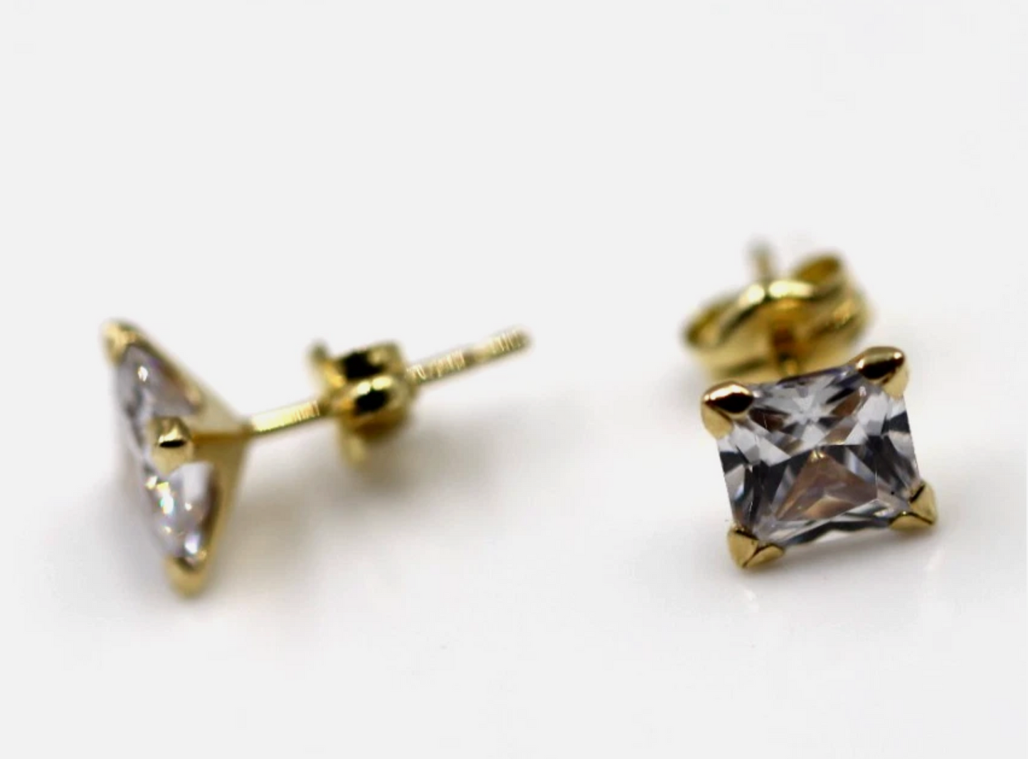Genuine New 9ct 9K 375 Yellow Gold 4mm or 6mm 4 Claw Square CZ Stud Earrings