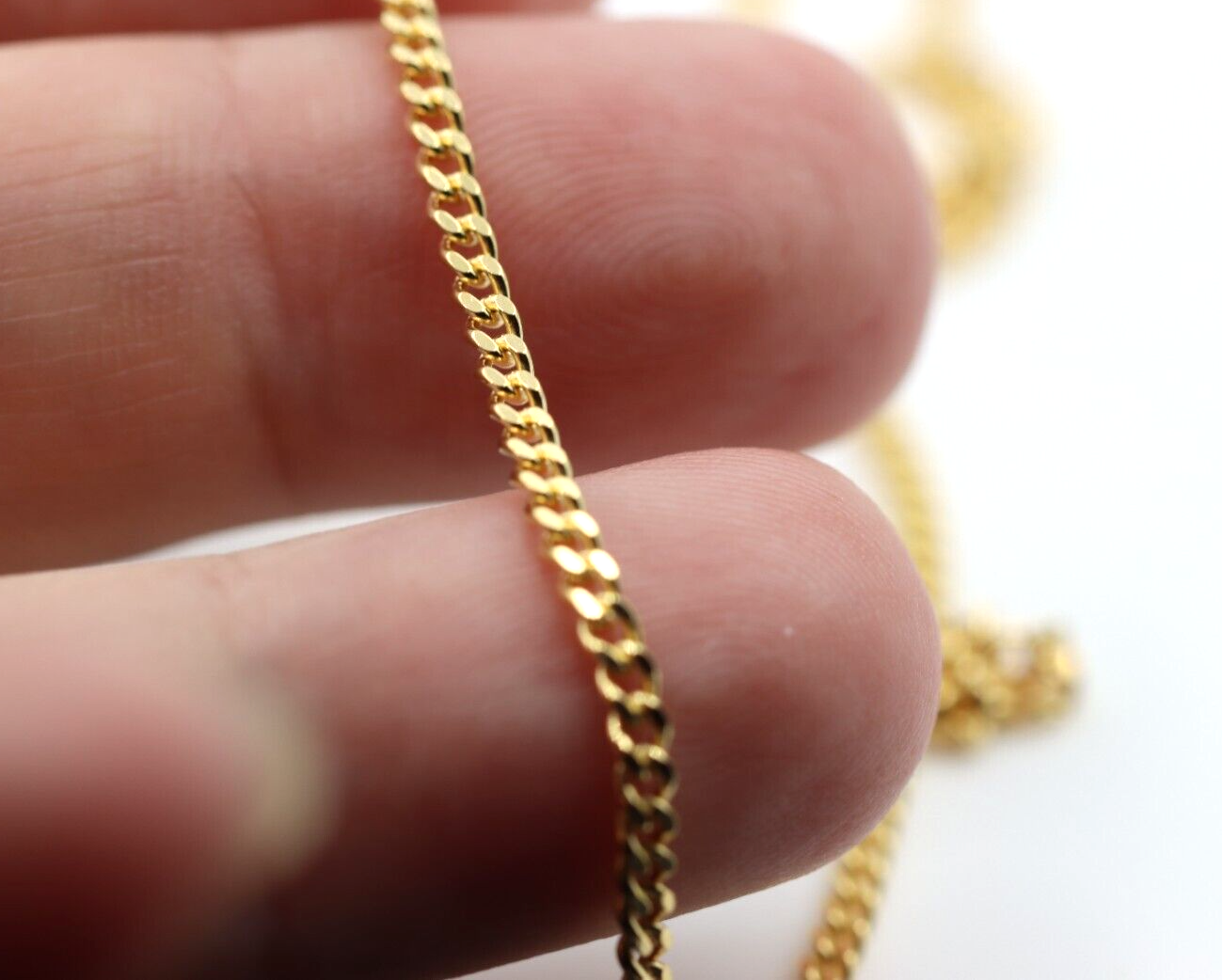 Genuine 9ct Yellow Gold Curb Necklace Chain 4.9 grams 45cm