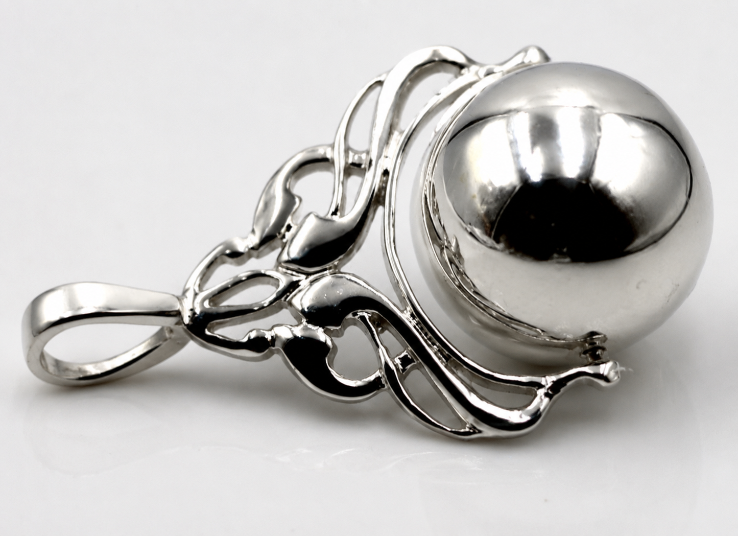 Sterling Silver 925 16mm Plain Ball Filigree Spinner Pendant