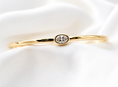 Genuine 14ct Yellow Gold Solid Hinged Bangle 59 x 51m outside diameter Oval Lab Grown Diamond