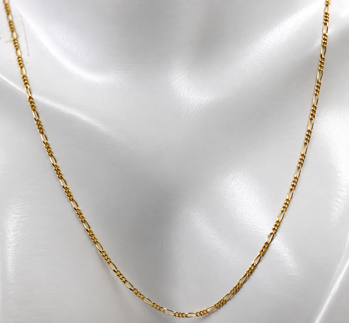 Genuine 9ct 375 Yellow Gold Fine Figaro Chain Necklace 45cm 1.3mm 2g
