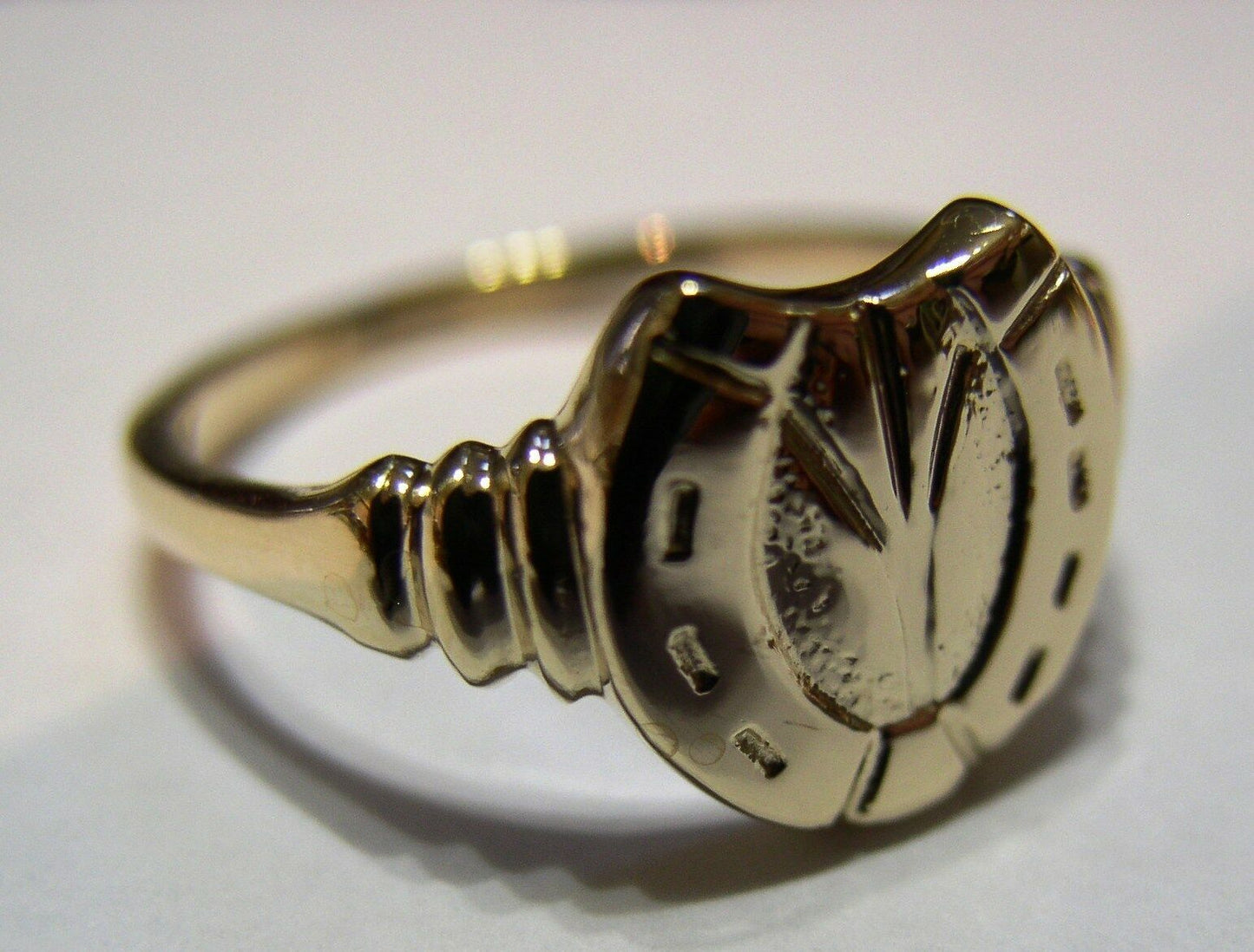 Size Z - Kaedesigns Large 9ct Genuine Yellow, Rose or White Gold  Lucky Horseshoe Ring