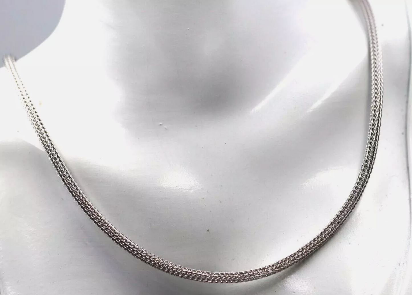 Genuine 9ct White Gold Hollow Snake Chain Necklace / Chain 7.62 grams 45cm