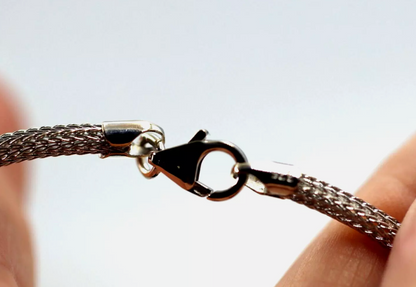 Genuine 9ct White Gold Hollow Snake Chain Necklace / Chain 7.62 grams 45cm