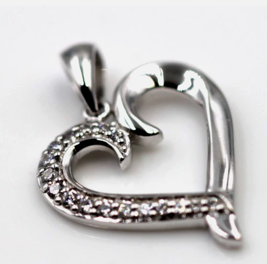 Kaedesigns New Genuine 9ct 9K 375 White Gold Open Heart Pendant