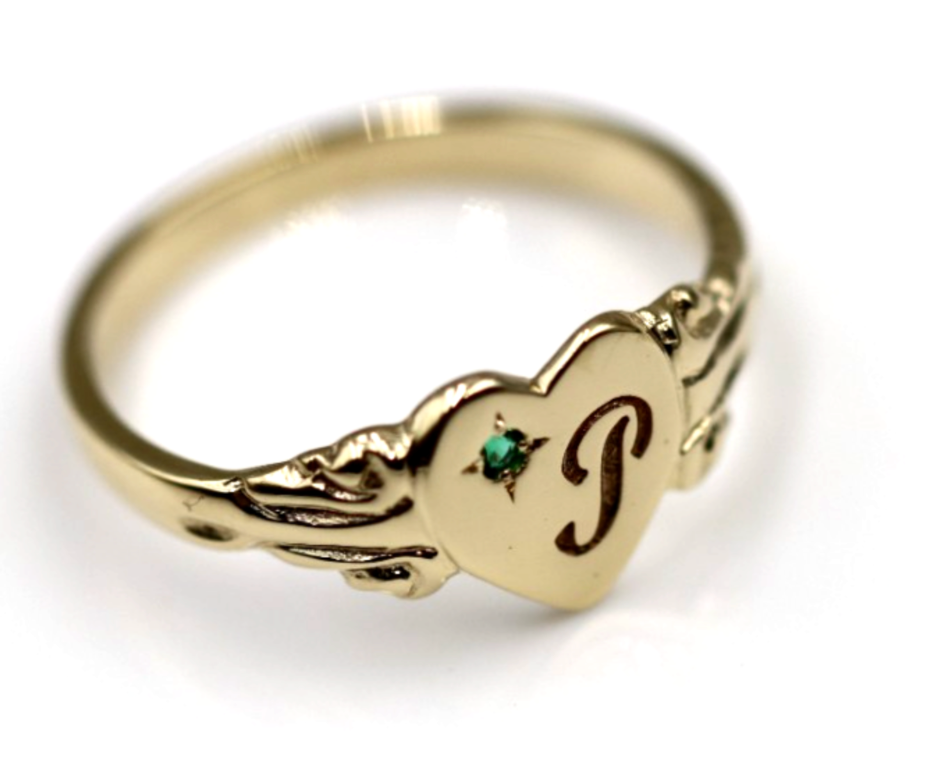 Kaedesigns Genuine 9ct 9k 375 Yellow, Rose or White Gold Green Emerald Heart Signet Ring + Engraving