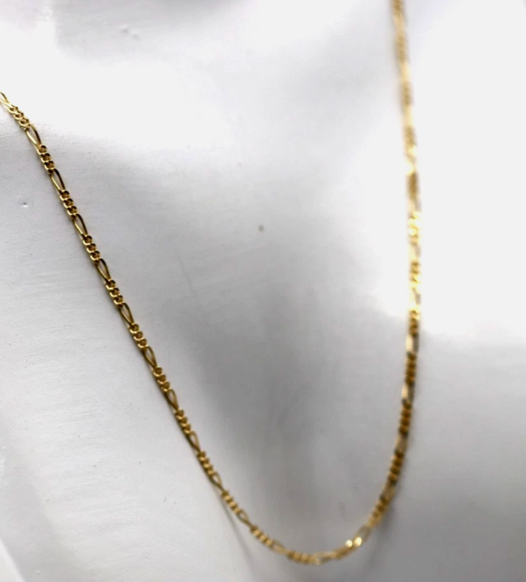 Genuine 9ct 375 Yellow Gold Fine Figaro Chain Necklace 45cm 1.3mm 2g