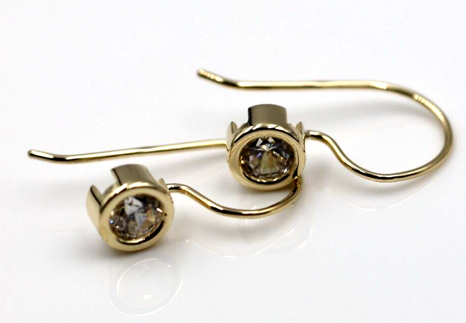 Genuine New 9ct Yellow, Rose or White Gold Round Cubic Zirconia Stone Solitaire Earrings
