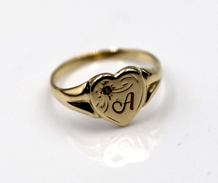 Genuine 9ct 9k 375 Yellow Gold Green Peridot (August Birthstone) Signet Ring + Engraving