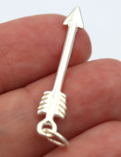 Genuine 9ct or 18ct Yellow, Rose or White Gold 750 Arrow Charm with jump ring