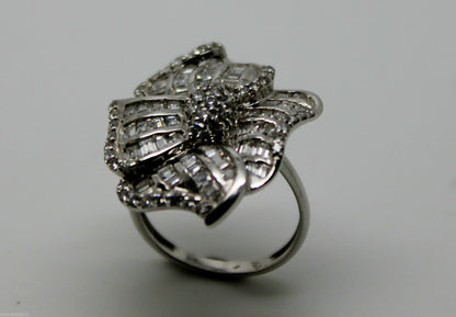Genuine 18ct 750 Flower Cubic Zirconia White Gold Dress Ring