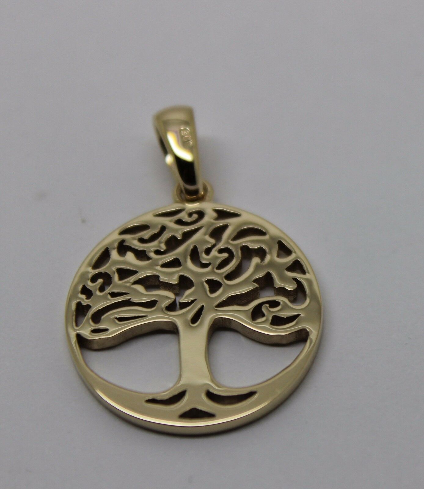 Kaedesigns Genuine 9ct Yellow, Rose or White Gold Oval Filigree Tree Of Life Pendant