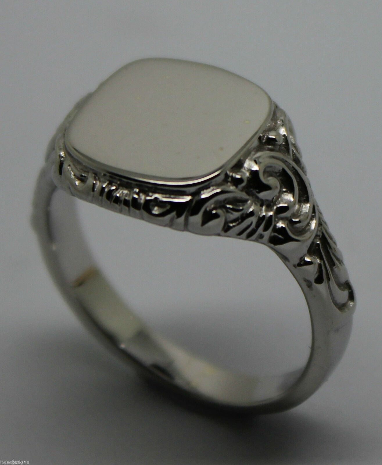 Genuine Large Mens 9ct 9k 375 White Gold Square Engraved Signet Ring