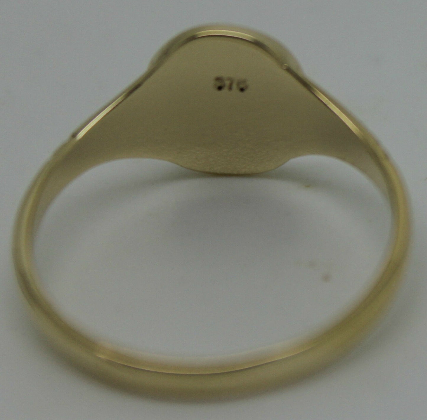 Kaedesigns Genuine Solid 9ct Yellow, Rose or White Gold Oval Signet Ring