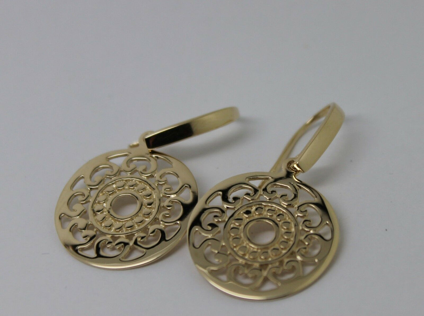 Kaedesigns New Genuine 9ct Yellow, Rose or White Gold Flat Filigree Drop Round Earrings