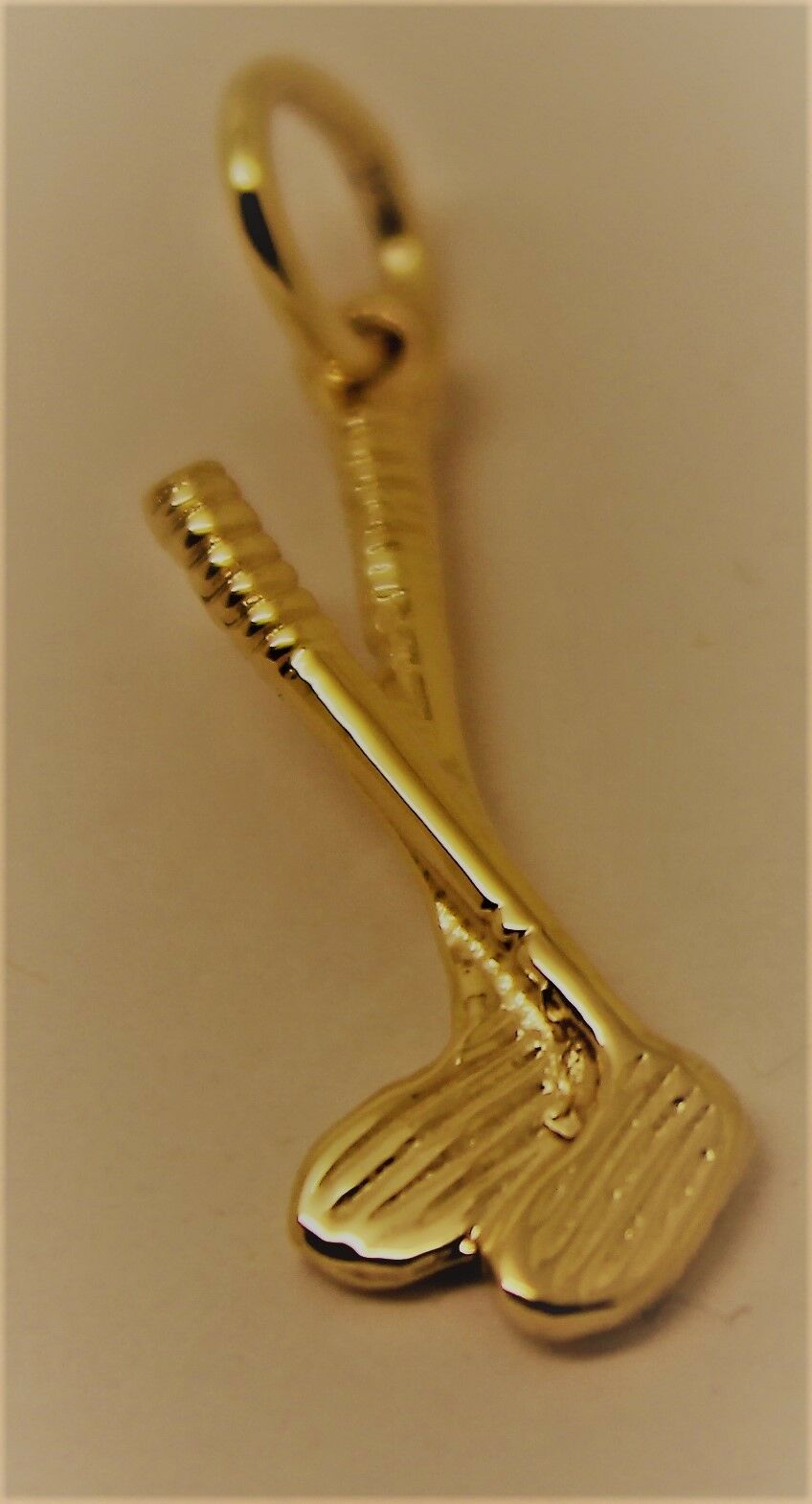 Solid 9ct 9k Yellow Or Rose Or White Gold Golf Clubs Or Hockey Bat Charm / Pendant