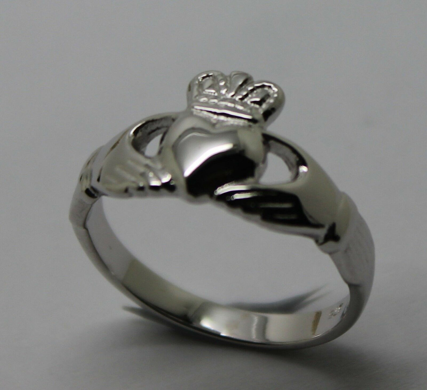 Genuine 9ct 375 Solid Yellow, Rose or White Gold Claddagh Celtic Friendship Ring In Your (Sizes L to S)