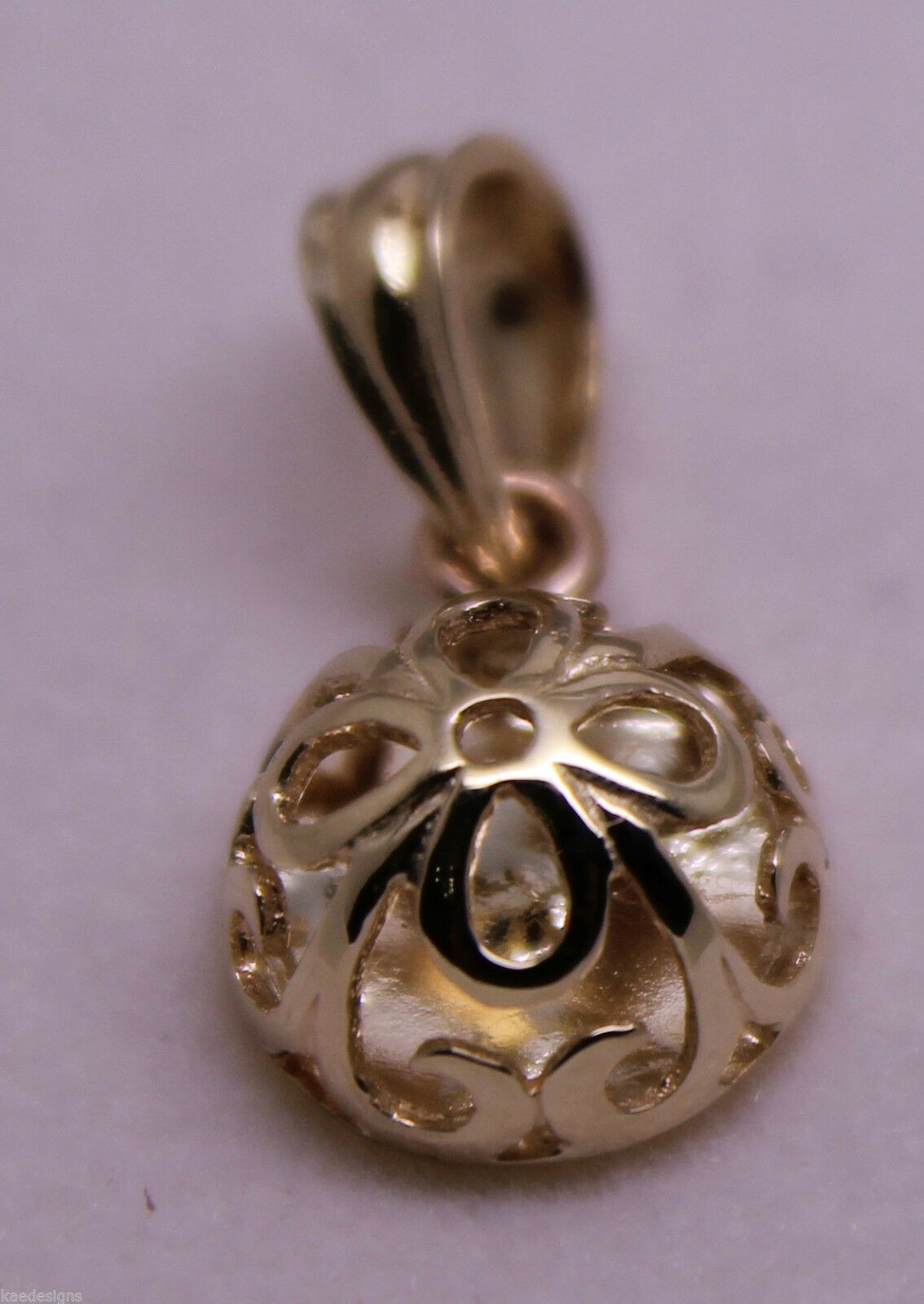 Genuine Solid 9ct Yellow Or Rose Or White Gold Half Ball Filigree Flower Pendant