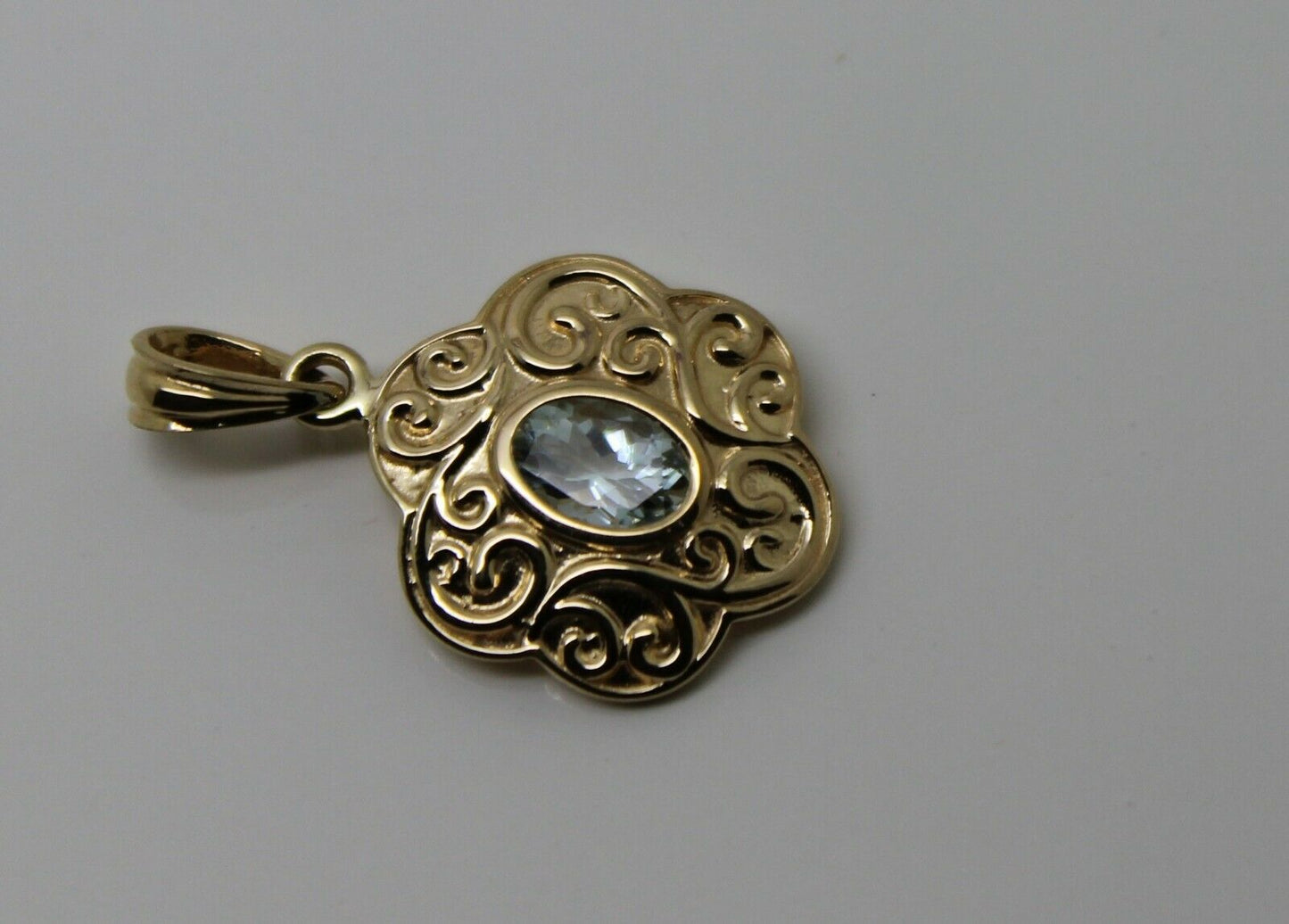 Genuine 9ct 9k Yellow Gold Antique Aquamarine Filigree Pendant