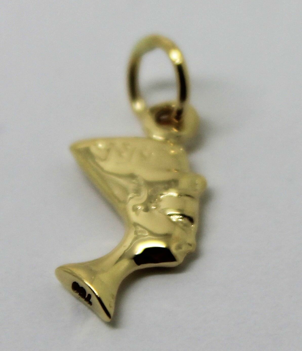 Genuine 18K Yellow Gold Small 3D Egyptian Nefertiti Charm