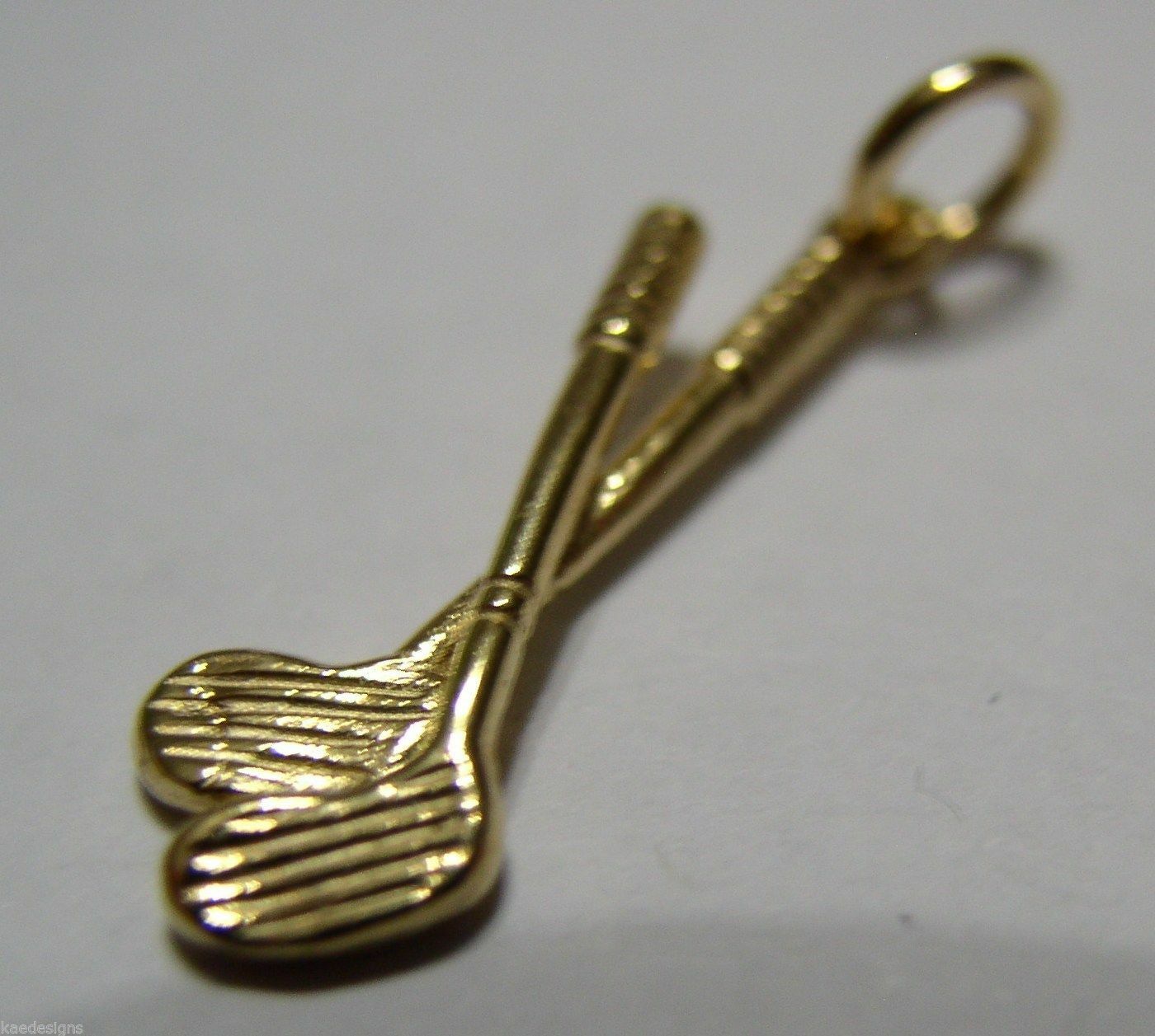Solid 9ct 9k Yellow Or Rose Or White Gold Golf Clubs Or Hockey Bat Charm / Pendant