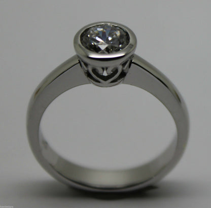 Genuine 9ct 375 Solid White Gold Engagement Ring Cubic Zirconia Size M