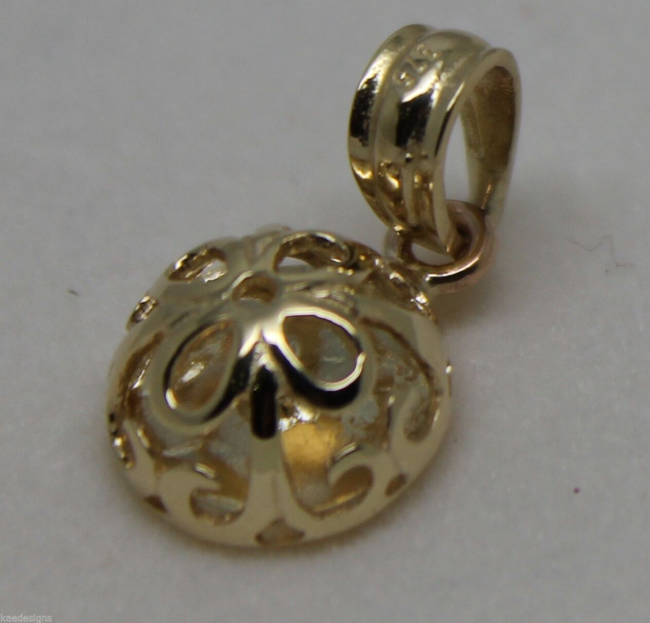 Genuine Solid 9ct Yellow Or Rose Or White Gold Half Ball Filigree Flower Pendant