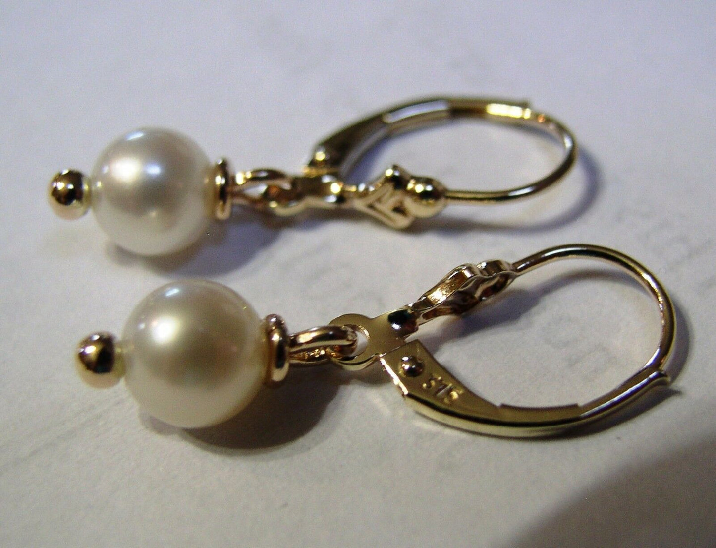 Kaedesigns 9ct 9k 375 Yellow, Rose or White Gold 6mm White Pearl Continental Clip Earrings