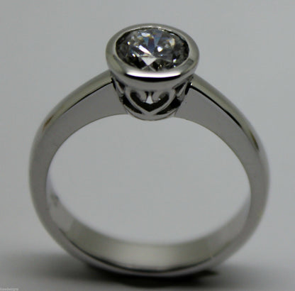 Genuine Cubic Zirconia 9ct Solid White Gold  Ring Size Q