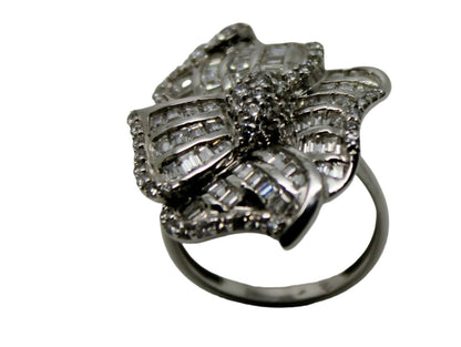 Genuine 18ct 750 Flower Cubic Zirconia White Gold Dress Ring
