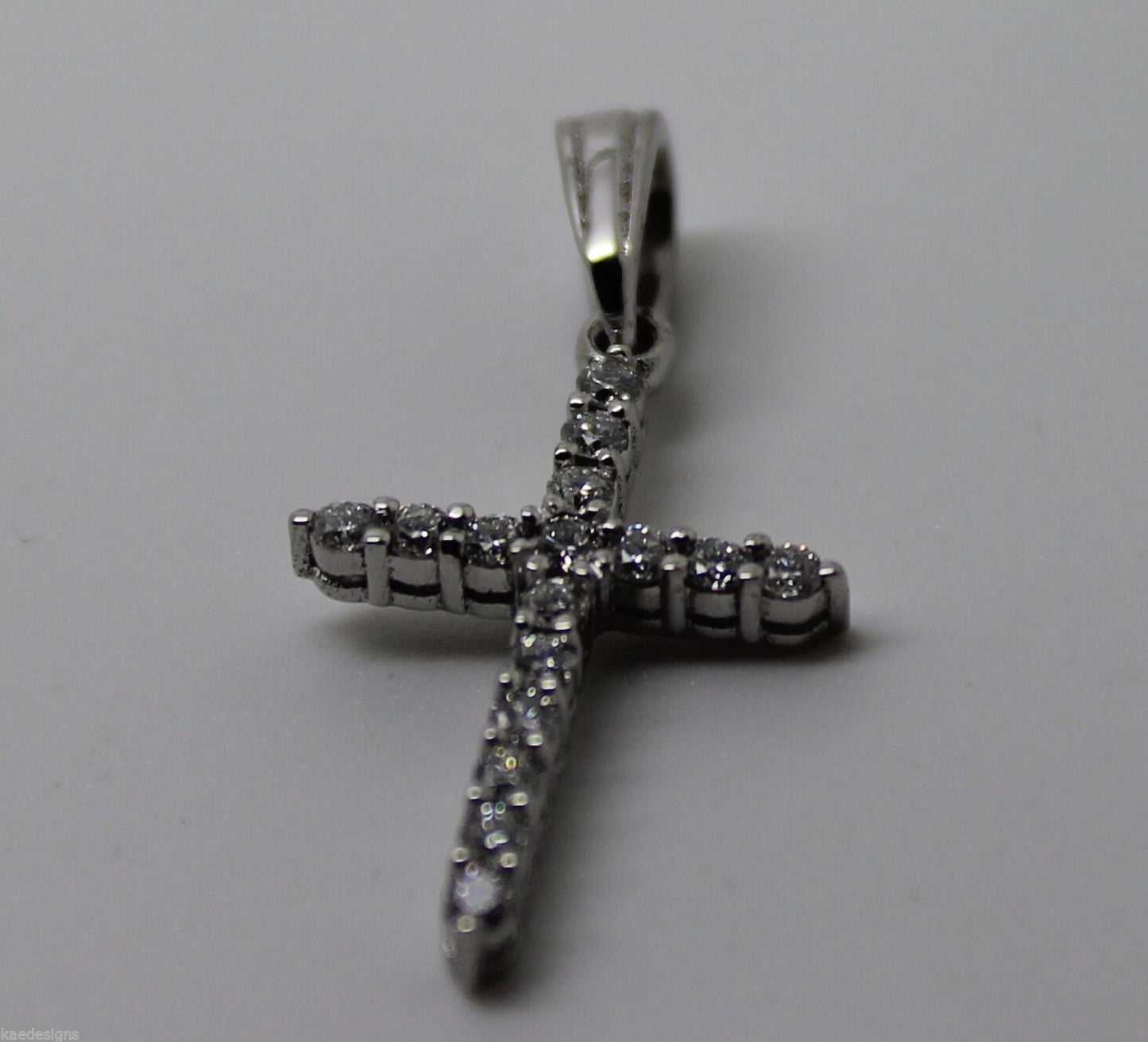 New Genuine 18ct 18k 750 White Gold Crucifix Cross And Genuine Diamond Pendant