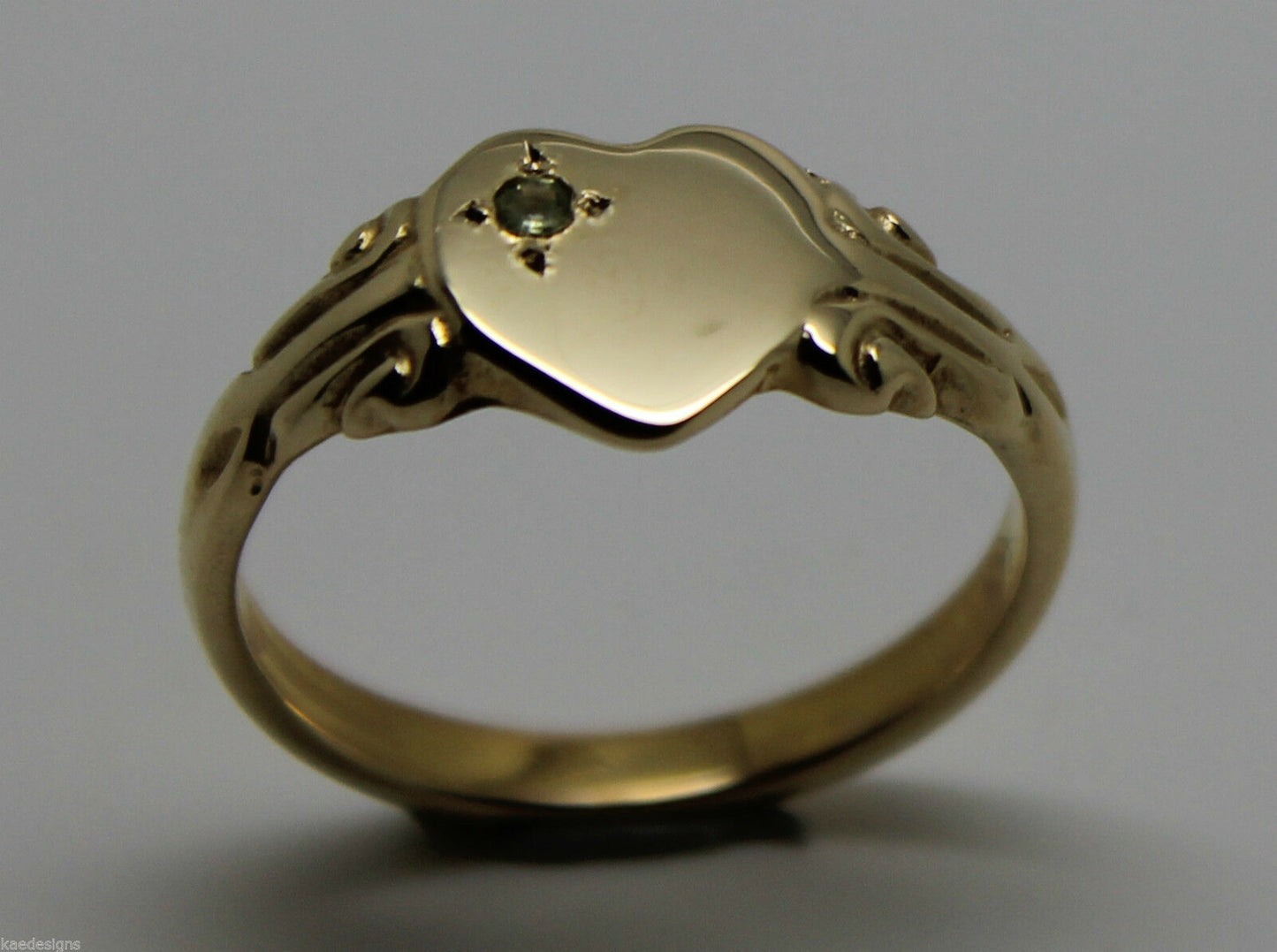 Size Q August Birthstone 9ct 9k 375 Yellow, Rose or White Gold Green Peridot Stone Heart Signet Ring