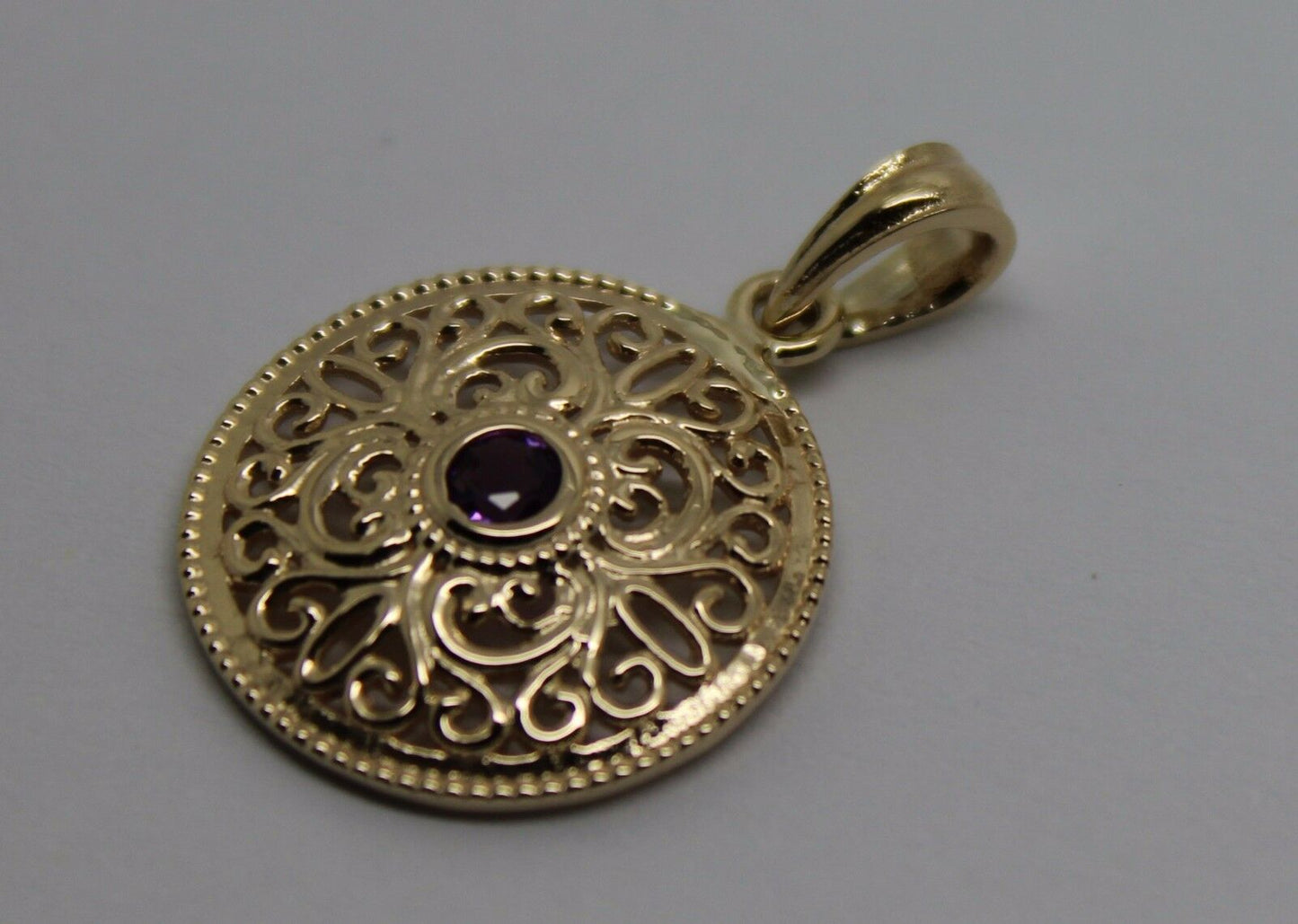 Kaedesigns, 9ct Yellow Gold or White Gold or Rose Gold filigree Amethyst Pendant