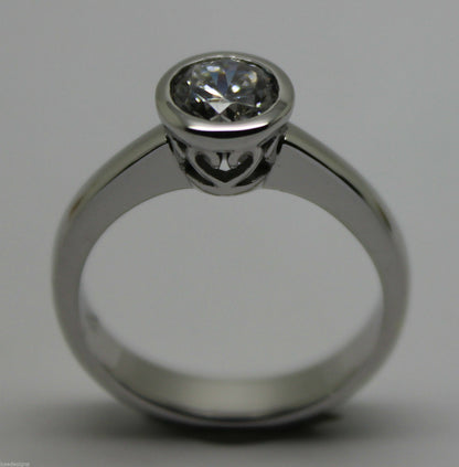 Genuine 9ct 375 Solid White Gold Engagement Ring Cubic Zirconia Size M