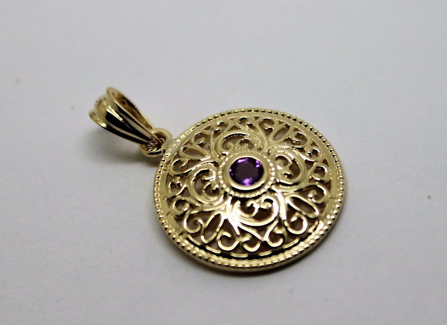 Kaedesigns, 9ct Yellow Gold or White Gold or Rose Gold filigree Amethyst Pendant