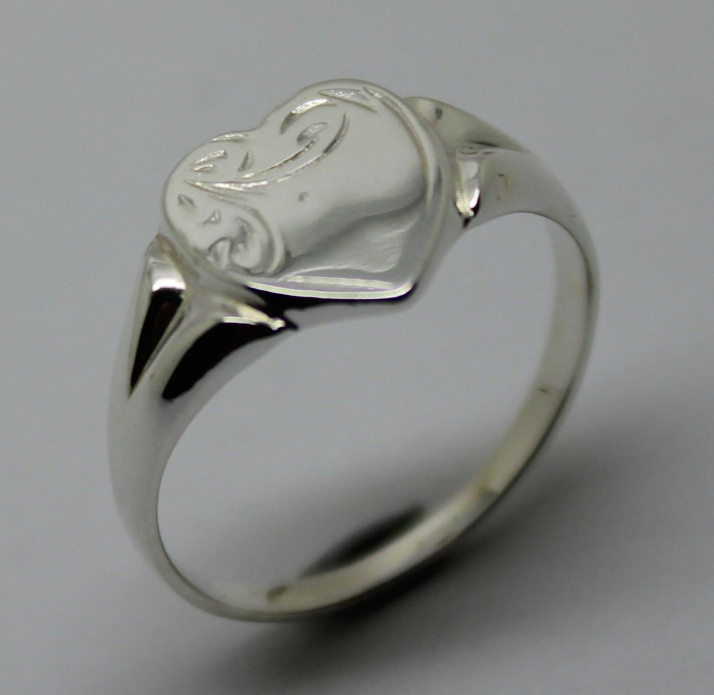 Kaedesigns, New Genuine Large Sterling Silver Heart Signet Ring - Choose your size