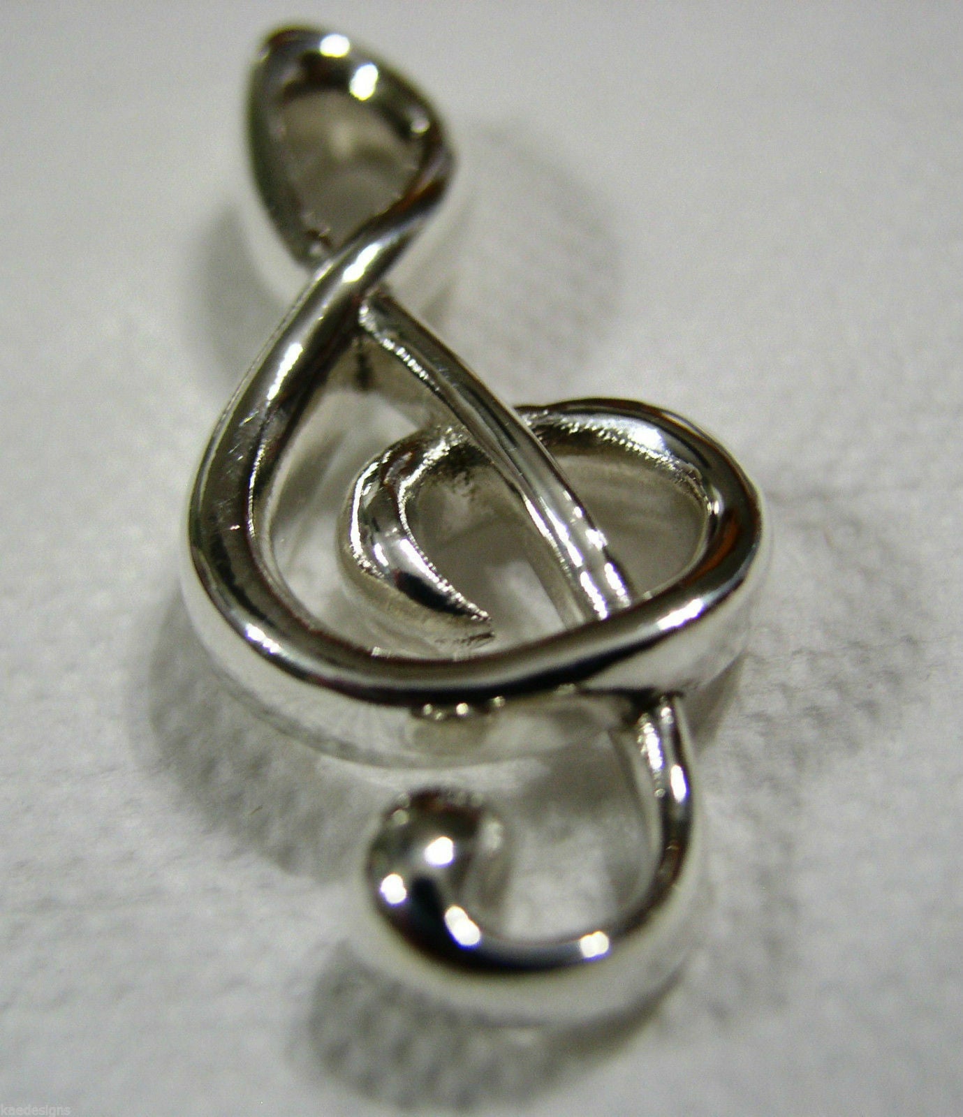 Heavy Solid 9ct Yellow or Rose or White Gold Treble Clef Music Note pendant