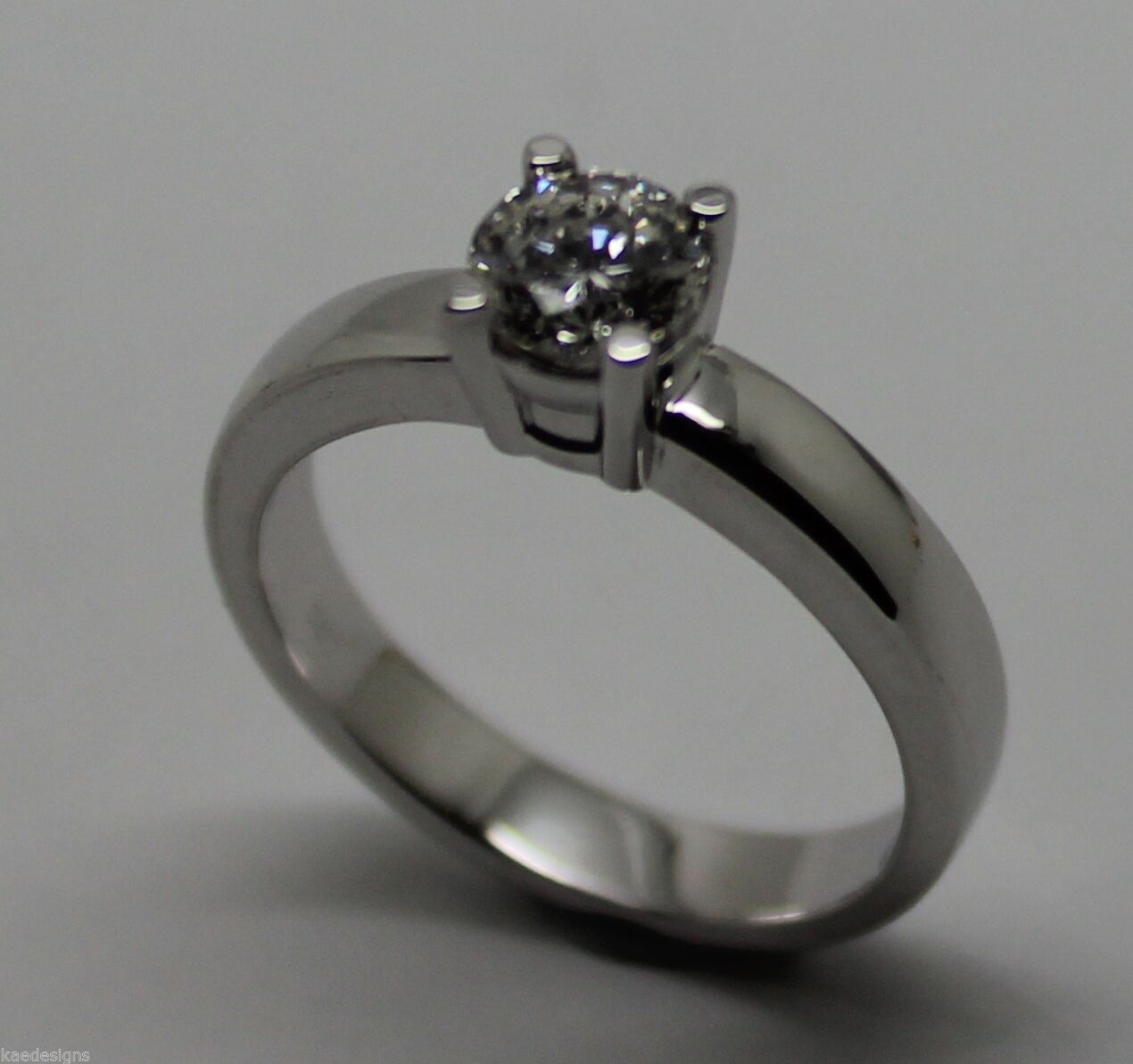 Genuine 18ct 18k Solid White Gold Round Cut Ring Size J 1/2