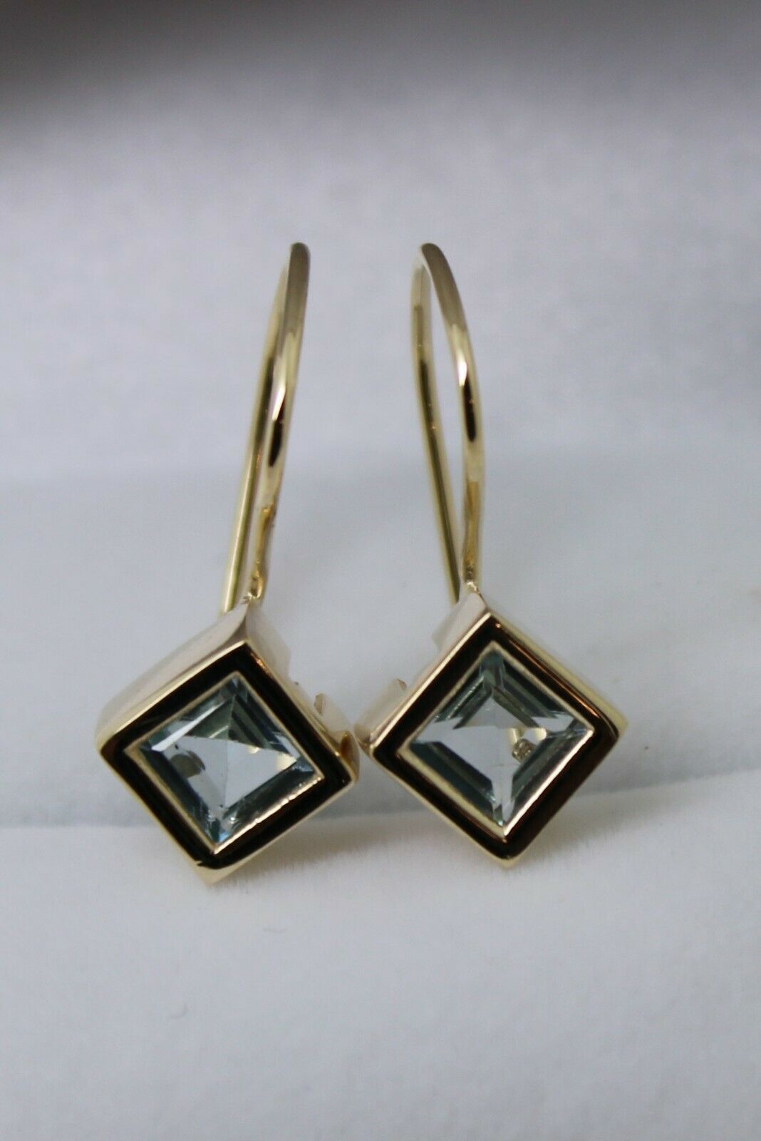 Kaedesigns New 9ct 9k Yellow Gold Light Blue Stone Earrings