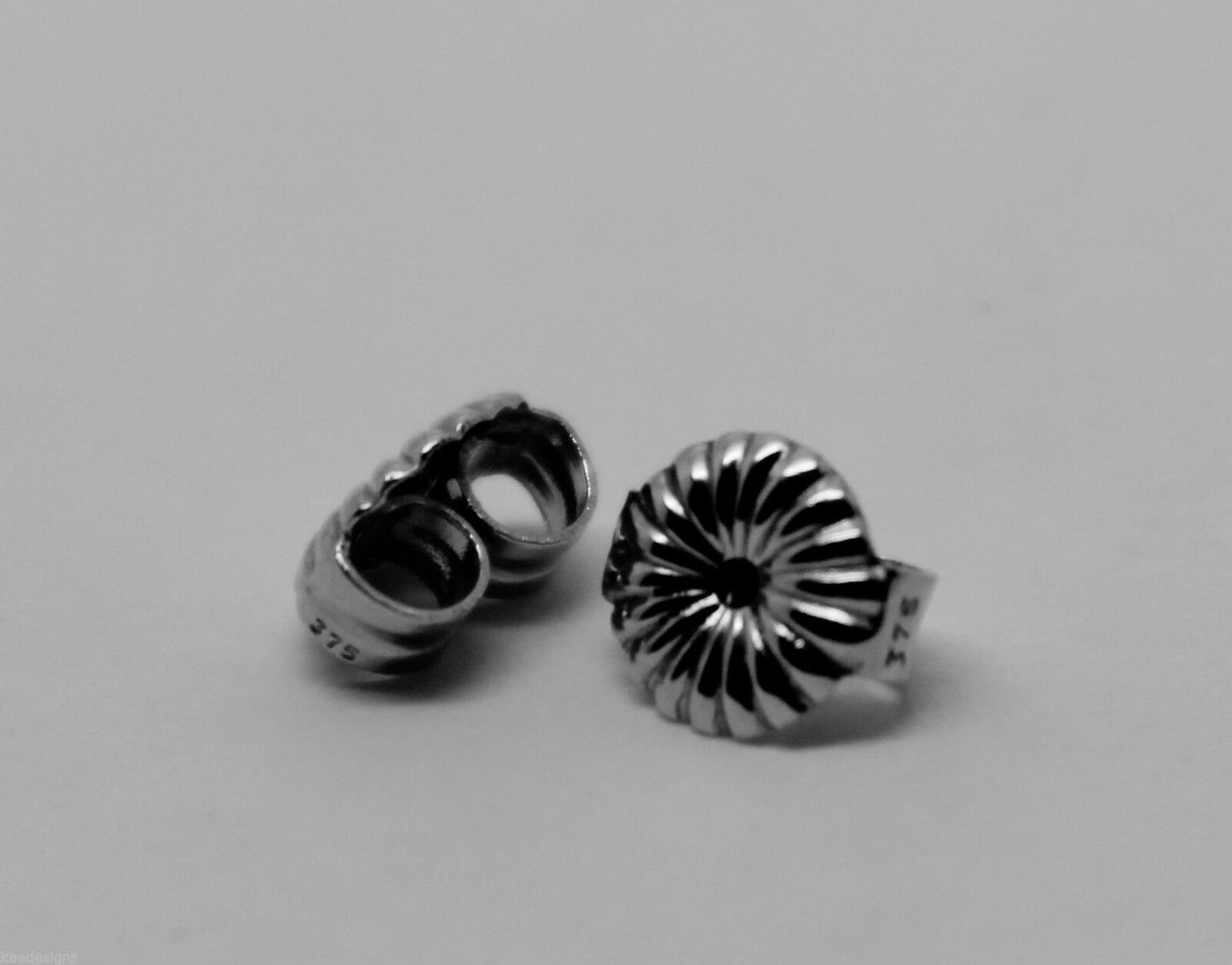 Kaedesigns 9ct 9k 375 Yellow Or White Gold Flower Earring Butterfly Backs 5.5mm Or 9mm
