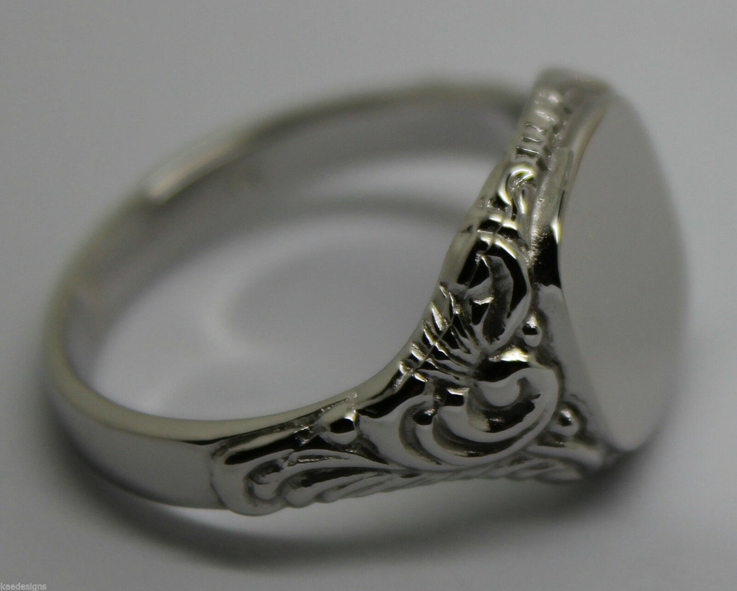 Genuine Large Mens 9ct 9k 375 White Gold Square Engraved Signet Ring