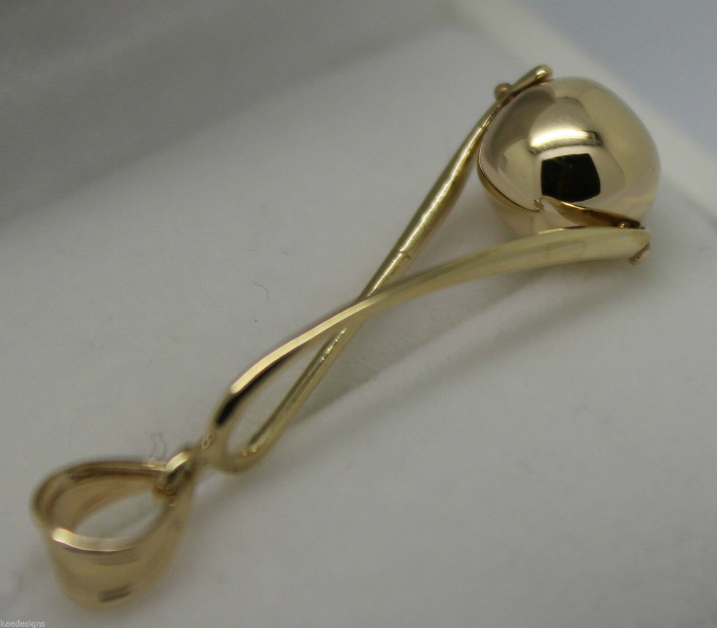 Genuine Solid 9ct Yellow Or Rose Or White Gold 8mm Long Swirl Ball Pendant