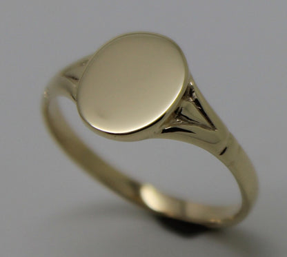 Kaedesigns Genuine Solid 9ct Yellow, Rose or White Gold Oval Signet Ring