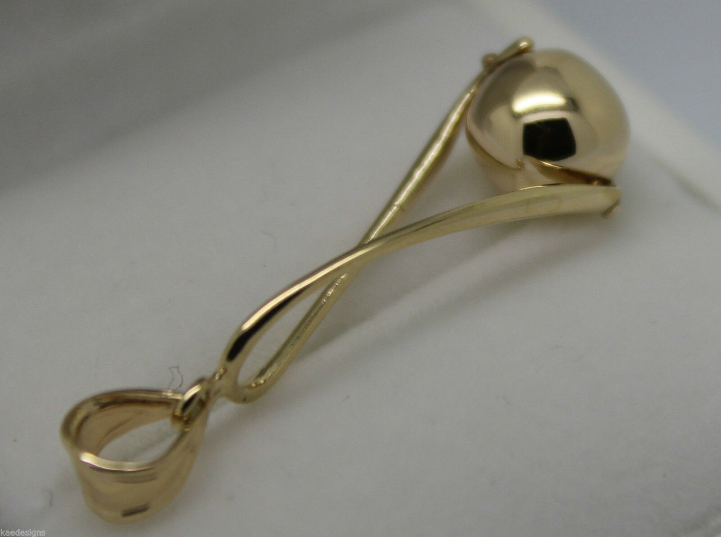 Genuine Solid 9ct Yellow Or Rose Or White Gold 8mm Long Swirl Ball Pendant