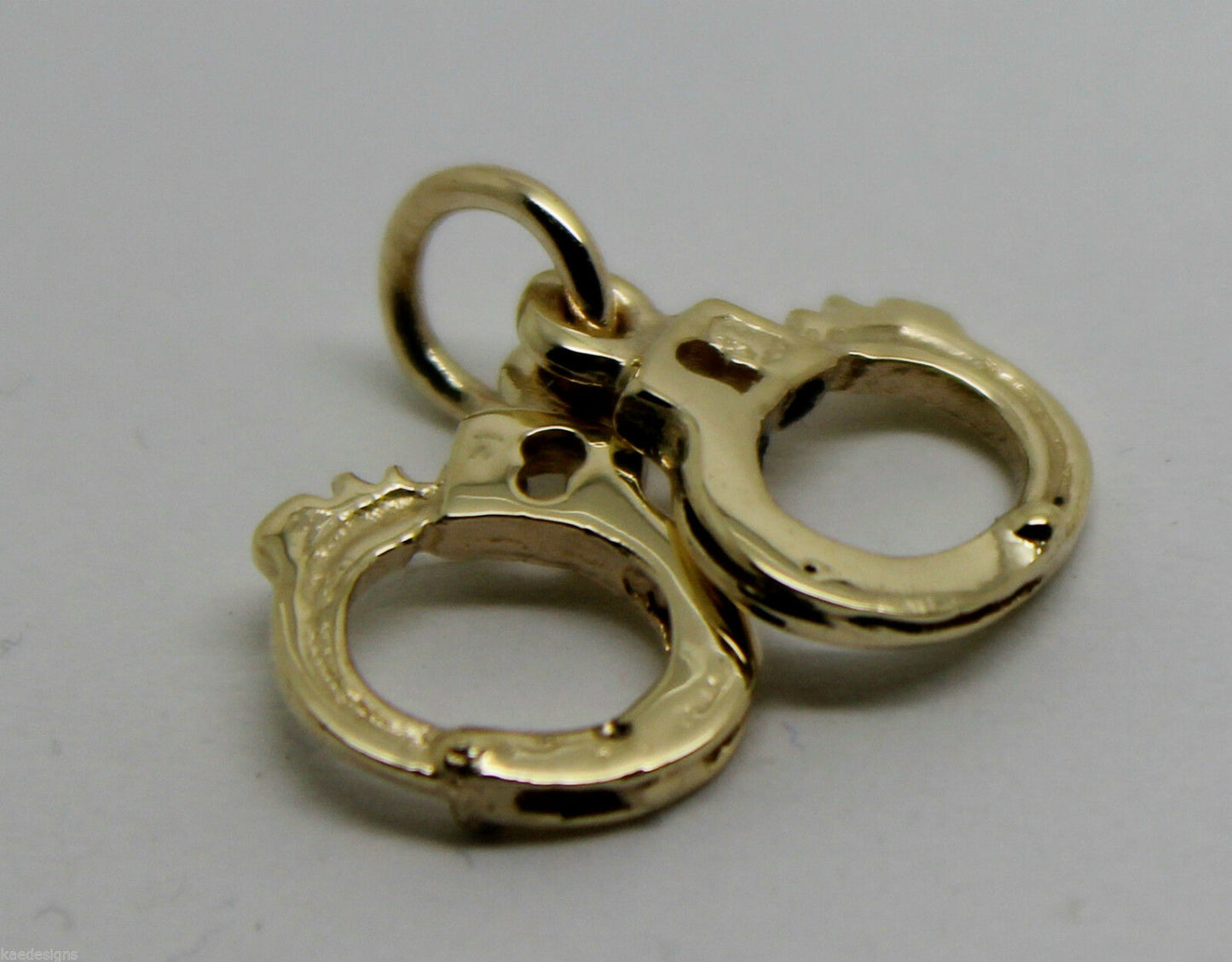 Kaedesigns, 9ct 9k Yellow or Rose or White Gold 375 Handcuffs Charm Or Pendant