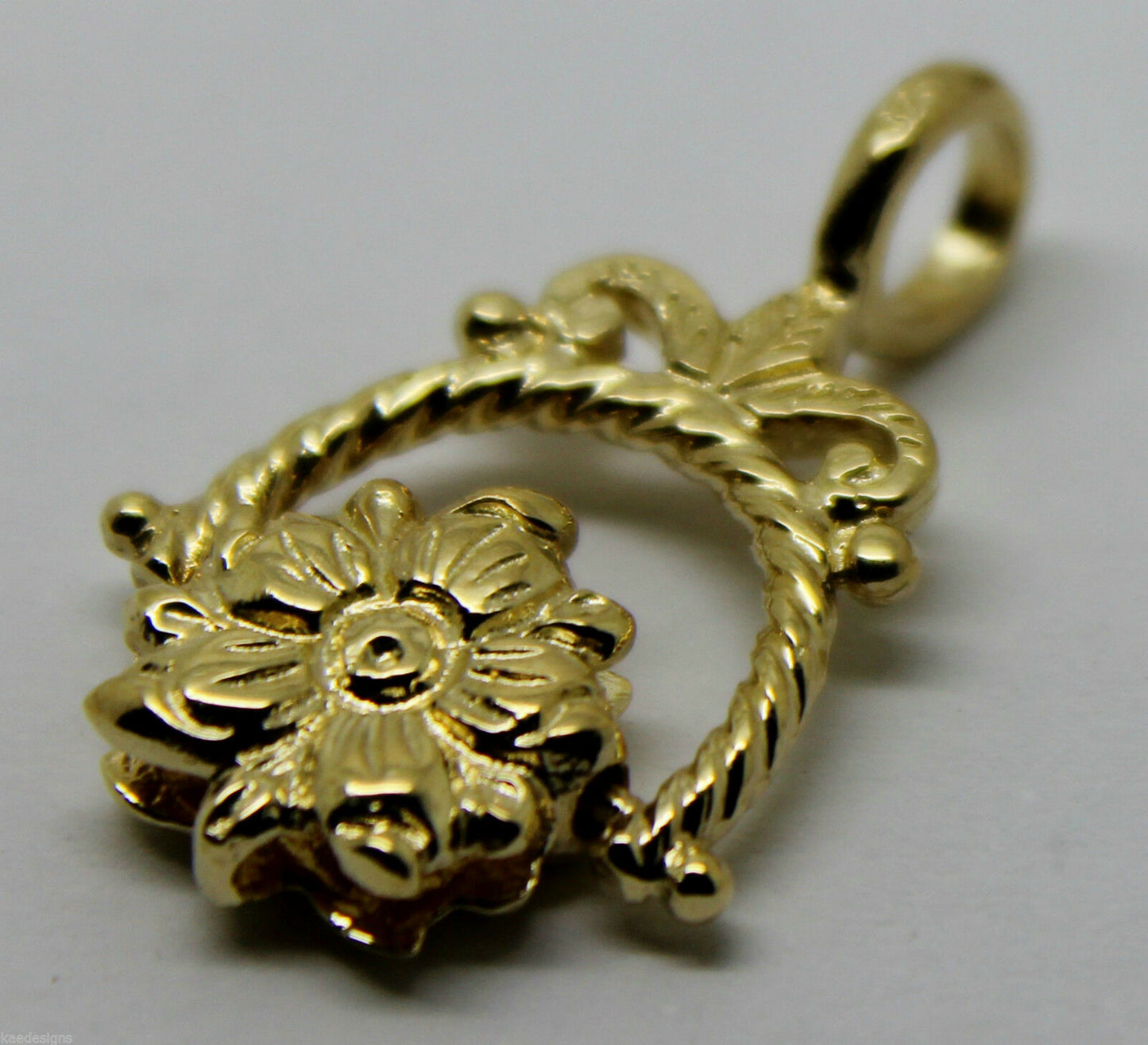 Genuine 9ct 9k 375 Yellow, Rose or White Gold  Flower Spinner Pendant