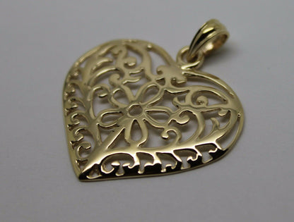 Kaedesigns Genuine 9ct 9k 375 Large Yellow, Rose or White Gold Filigree Flower Heart Pendant
