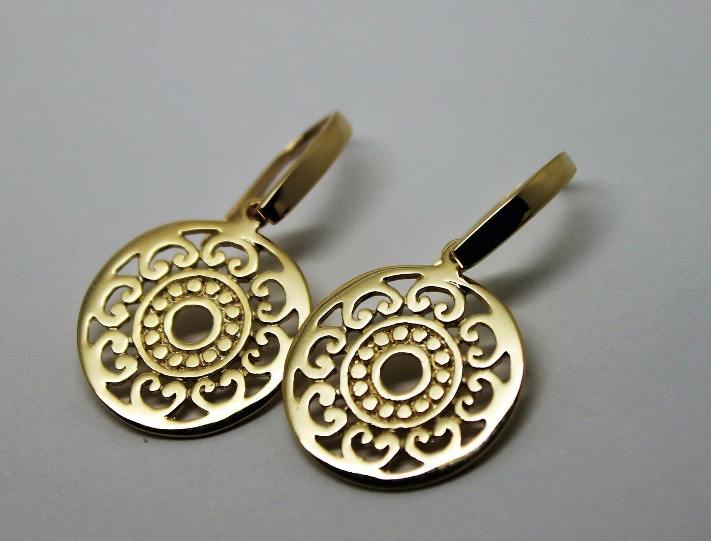Kaedesigns New Genuine 9ct Yellow, Rose or White Gold Flat Filigree Drop Round Earrings