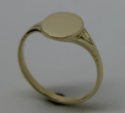 Kaedesigns Genuine Solid 9ct Yellow, Rose or White Gold Oval Signet Ring